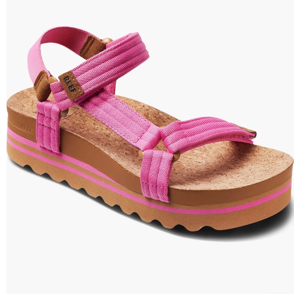 REEF Cushion Hi Platform Sandals in Malibu pink Size US 8